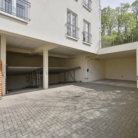 Apartment Ferienwohnung-10-in-sellin-auf-ruegen-villa-celia-6-pers-wlan-und-sauna-200-m-vom-strand-entfernt *