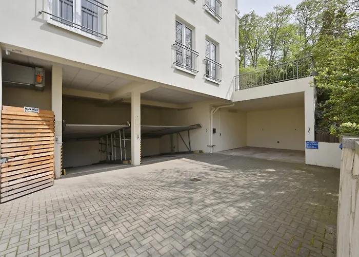 Lägenhet Ferienwohnung-10-in-sellin-auf-ruegen-villa-celia-6-pers-wlan-und-sauna-200-m-vom-strand-entfernt *